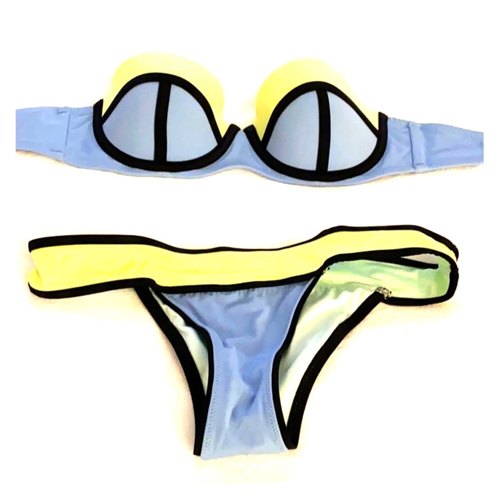 Victoria’s Secret blue colorblock bikini